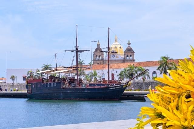 A boat in the port of Cartagena